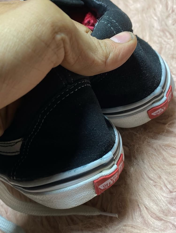 VANS ( Size 43 / 9 )