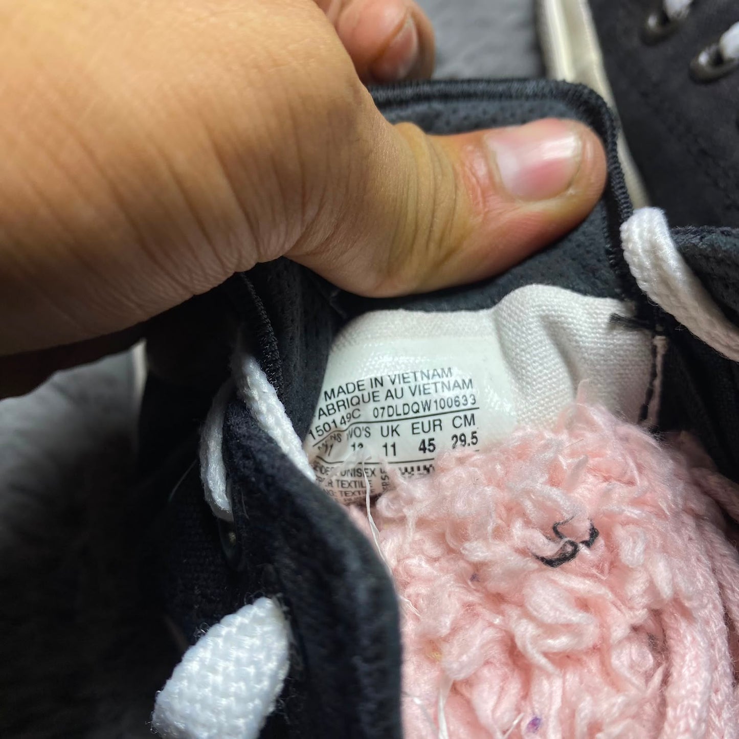 Converse ( Size 45 / 11 )