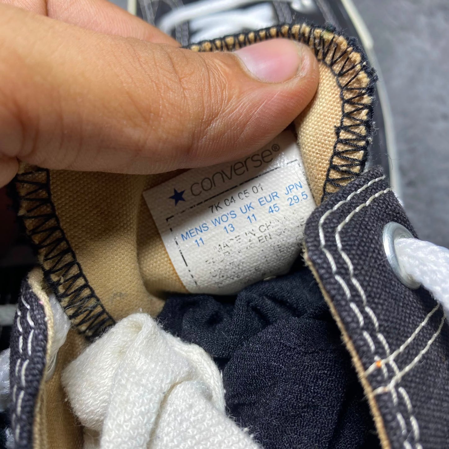 Converse ( Size 45 / 11 )