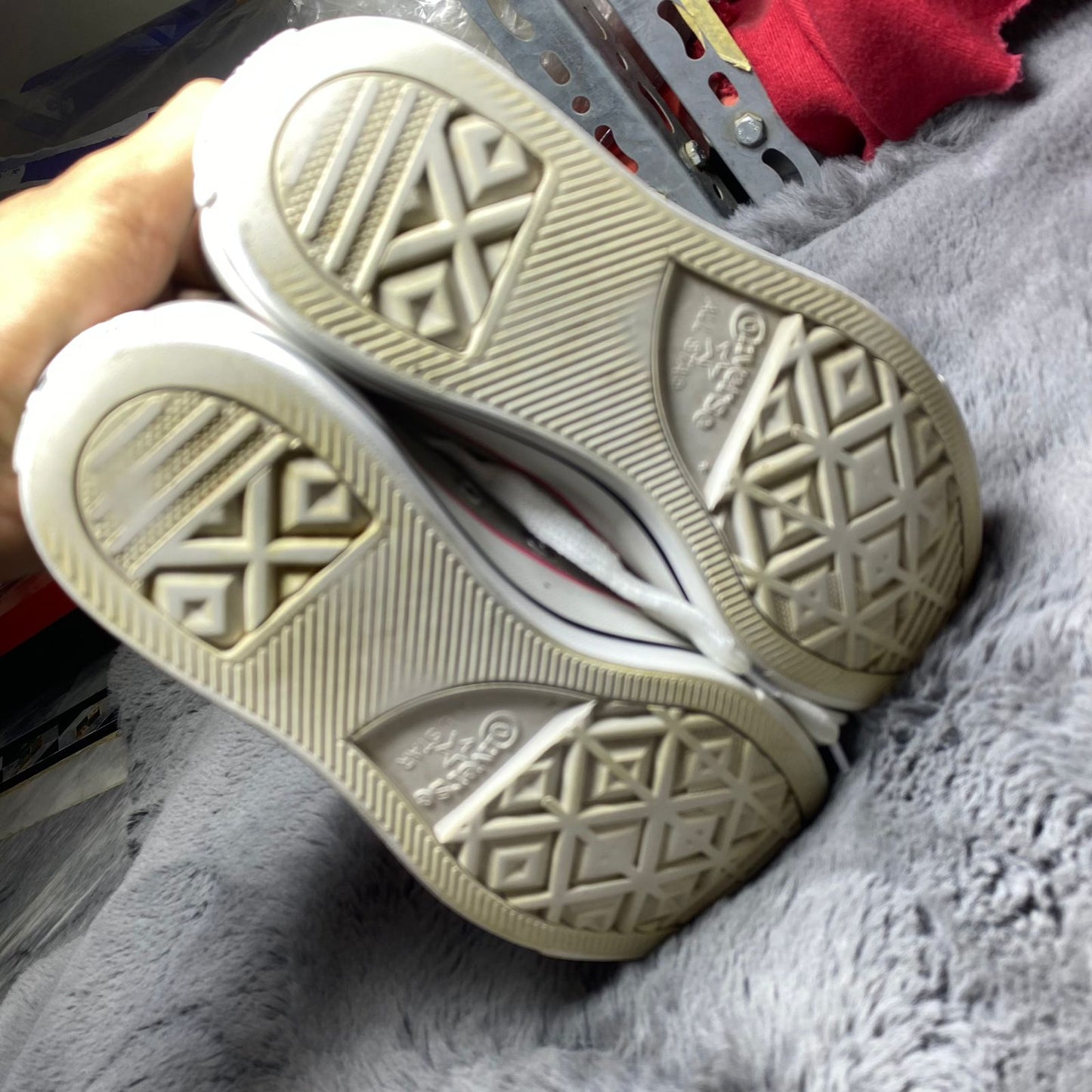 Converse ( Size 39 / 6 )