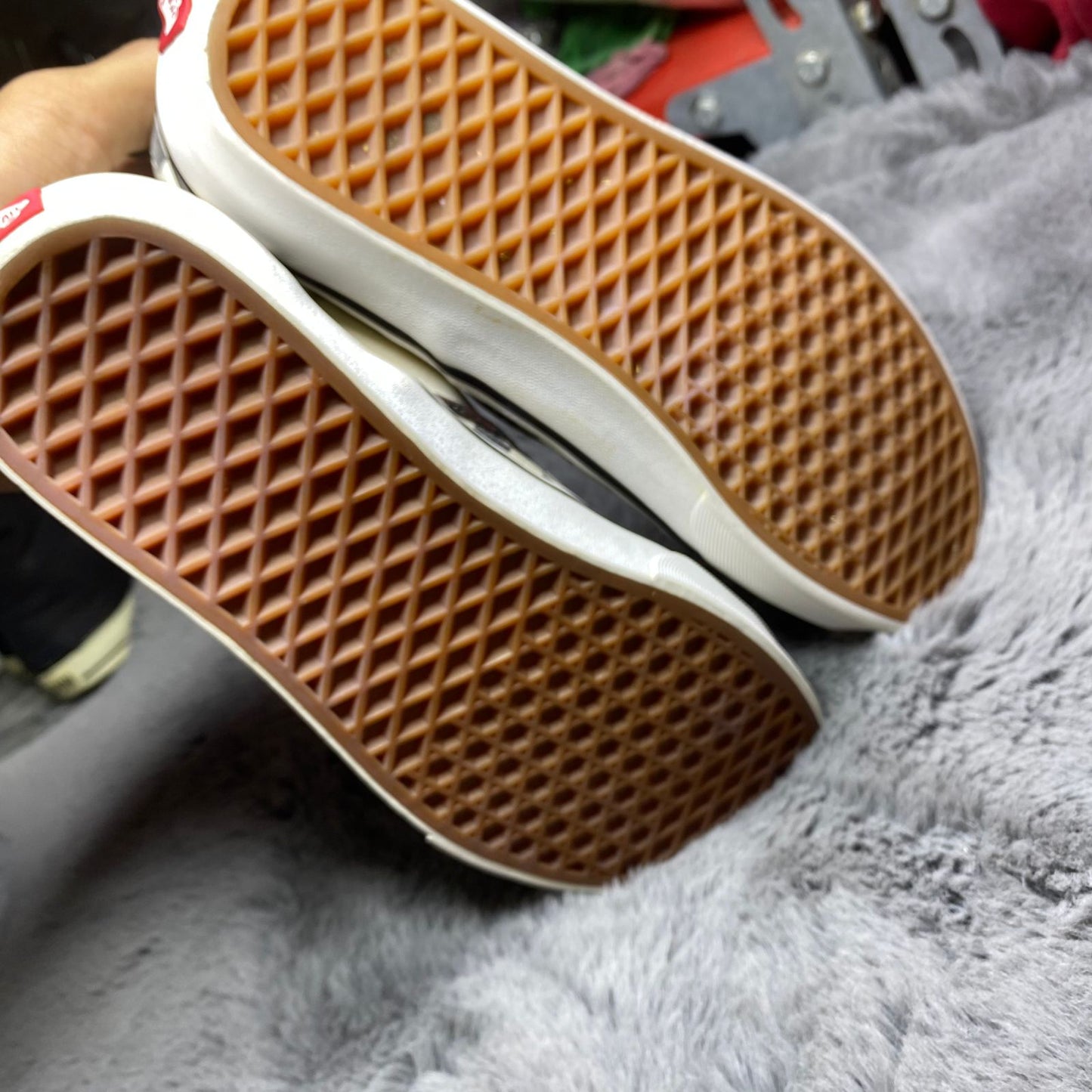 VANS ( Size 41 / 7.5 )