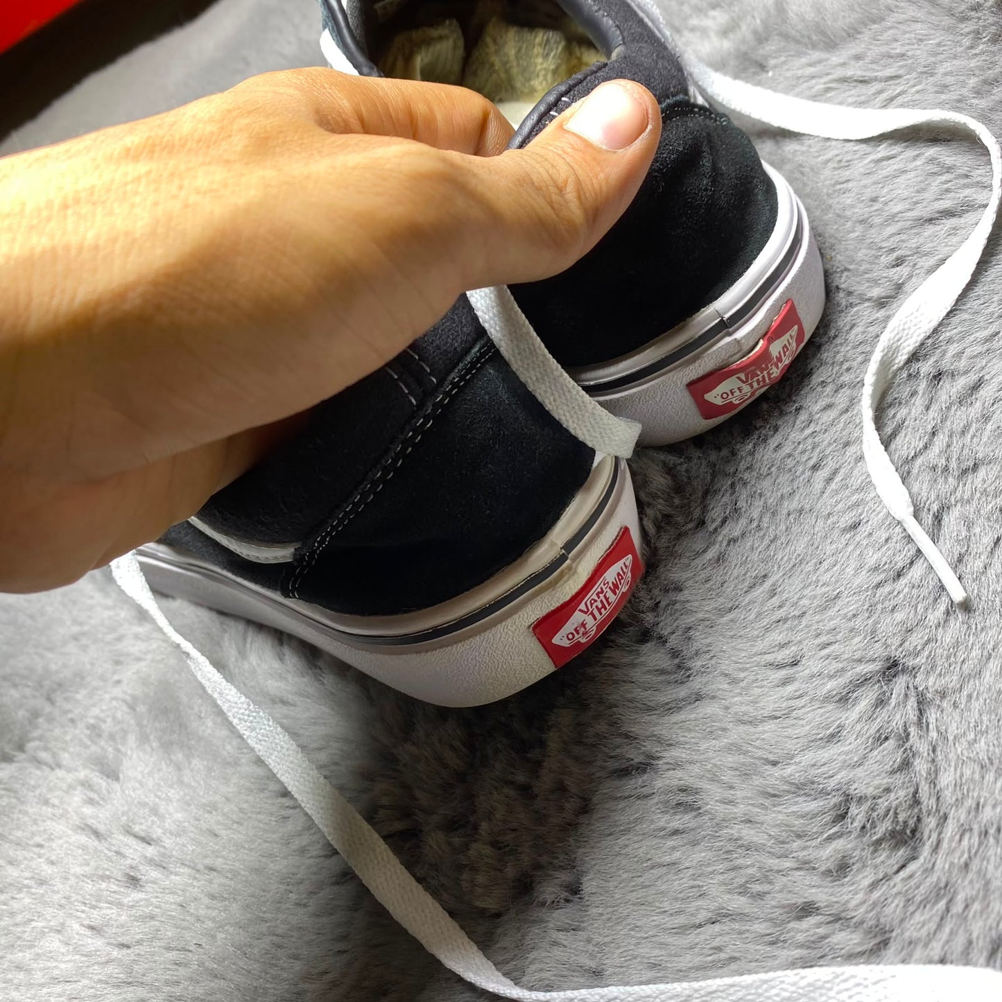 VANS ( Size 41 / 7.5 )