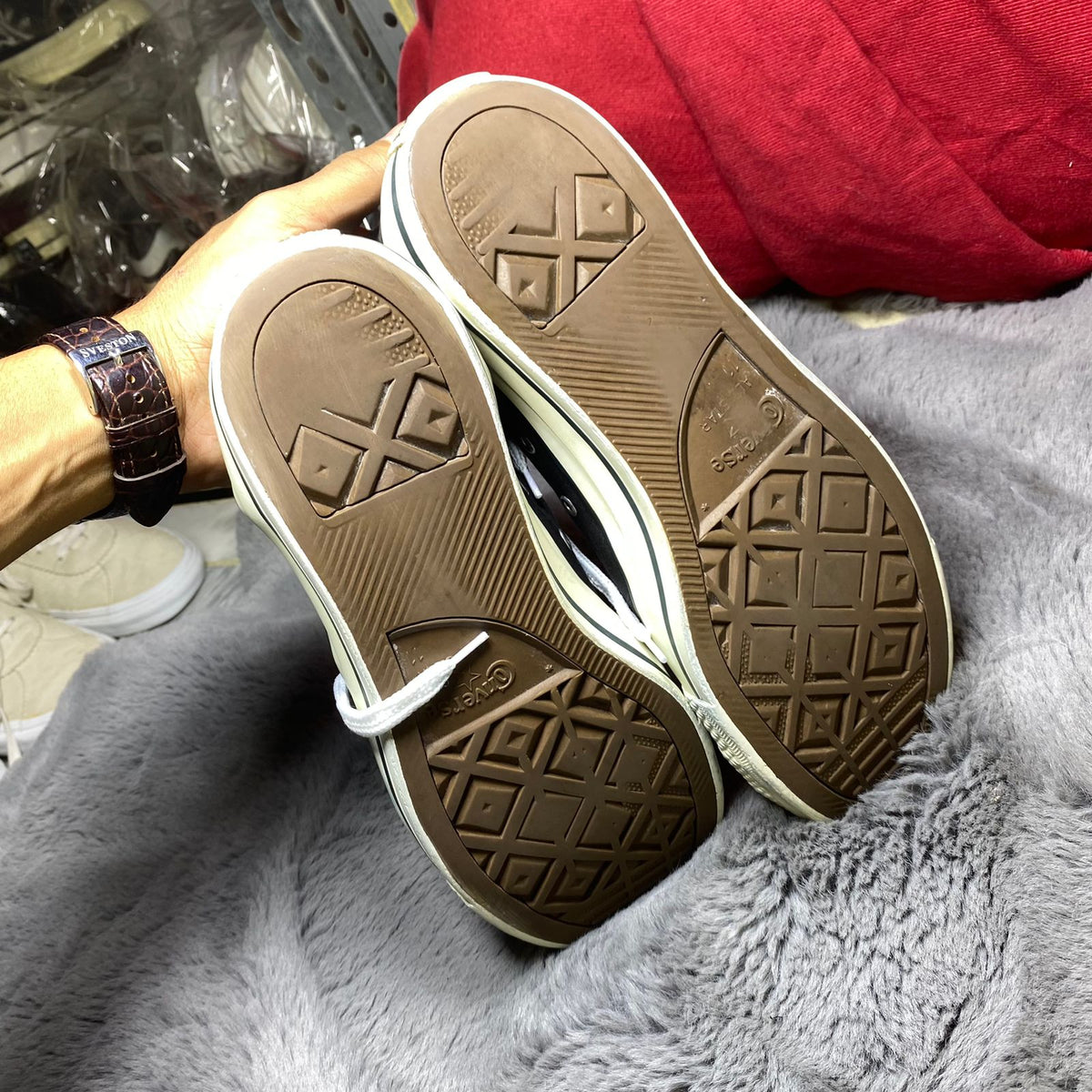 Converse ( Size 45 / 11 )