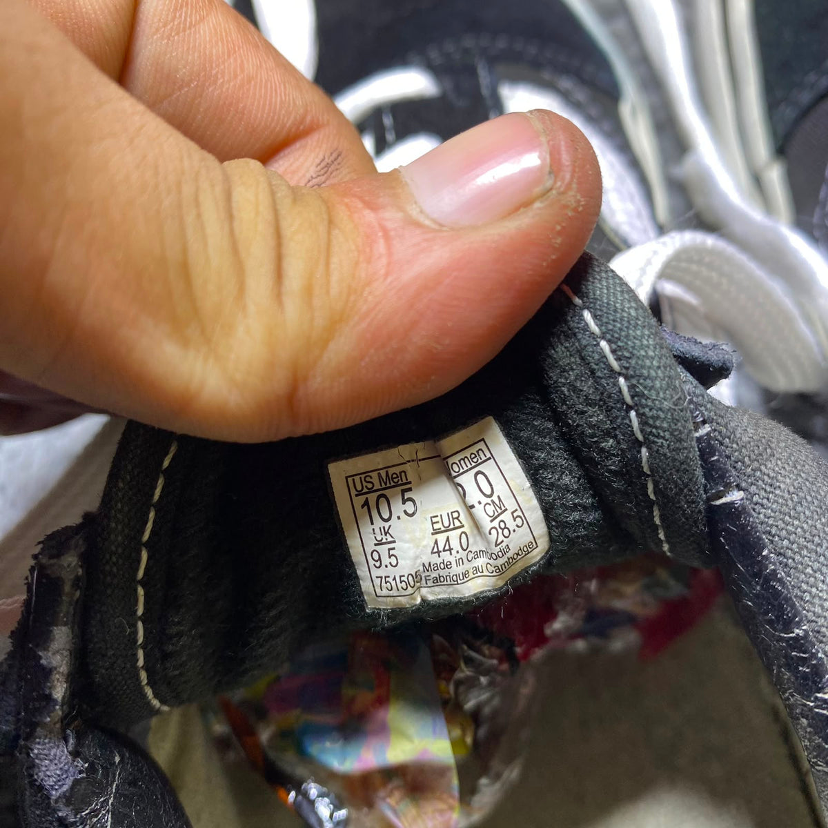 VANS ( Size 44 / 10 )