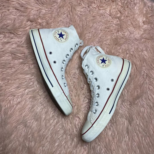Converse ( Size 39 / 6 )