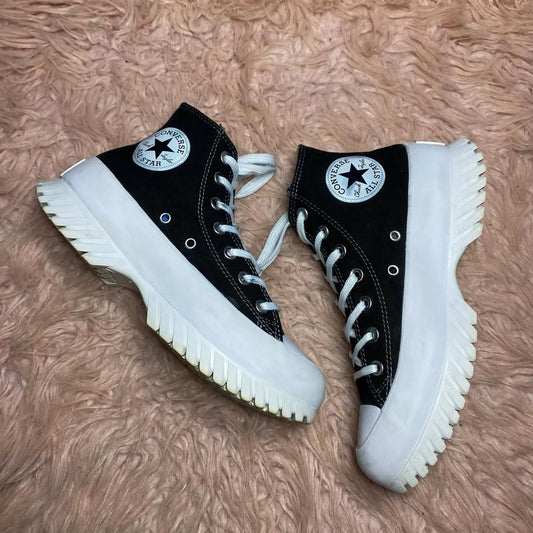 Converse ( Size 39 / 6 )