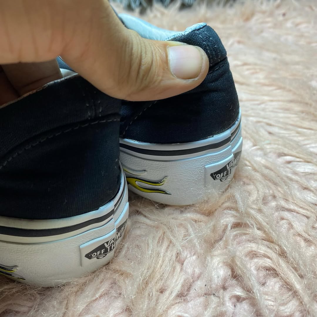 VANS ( Size 38 / 5 )