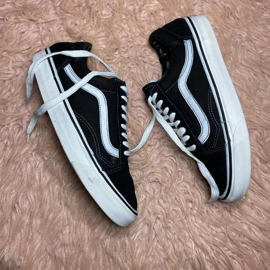 VANS ( Size 39 / 6 )
