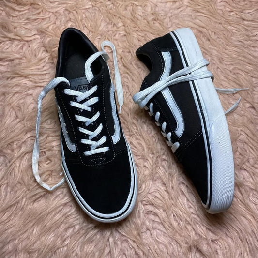 VANS ( Size 39 / 6 )