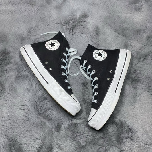 Converse ( Size 40 / 7 )