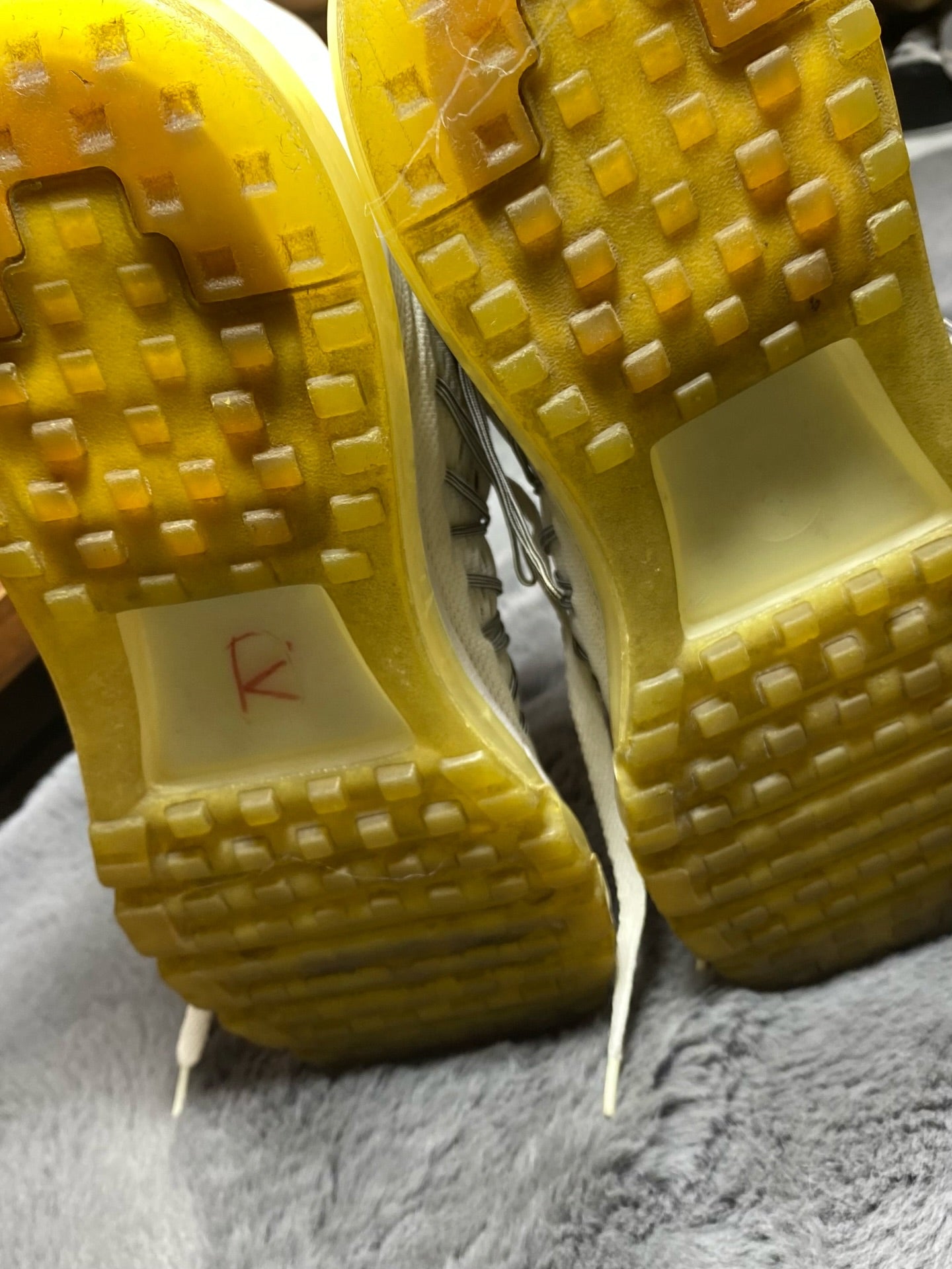 N!KE ( Size 45 / 11 )
