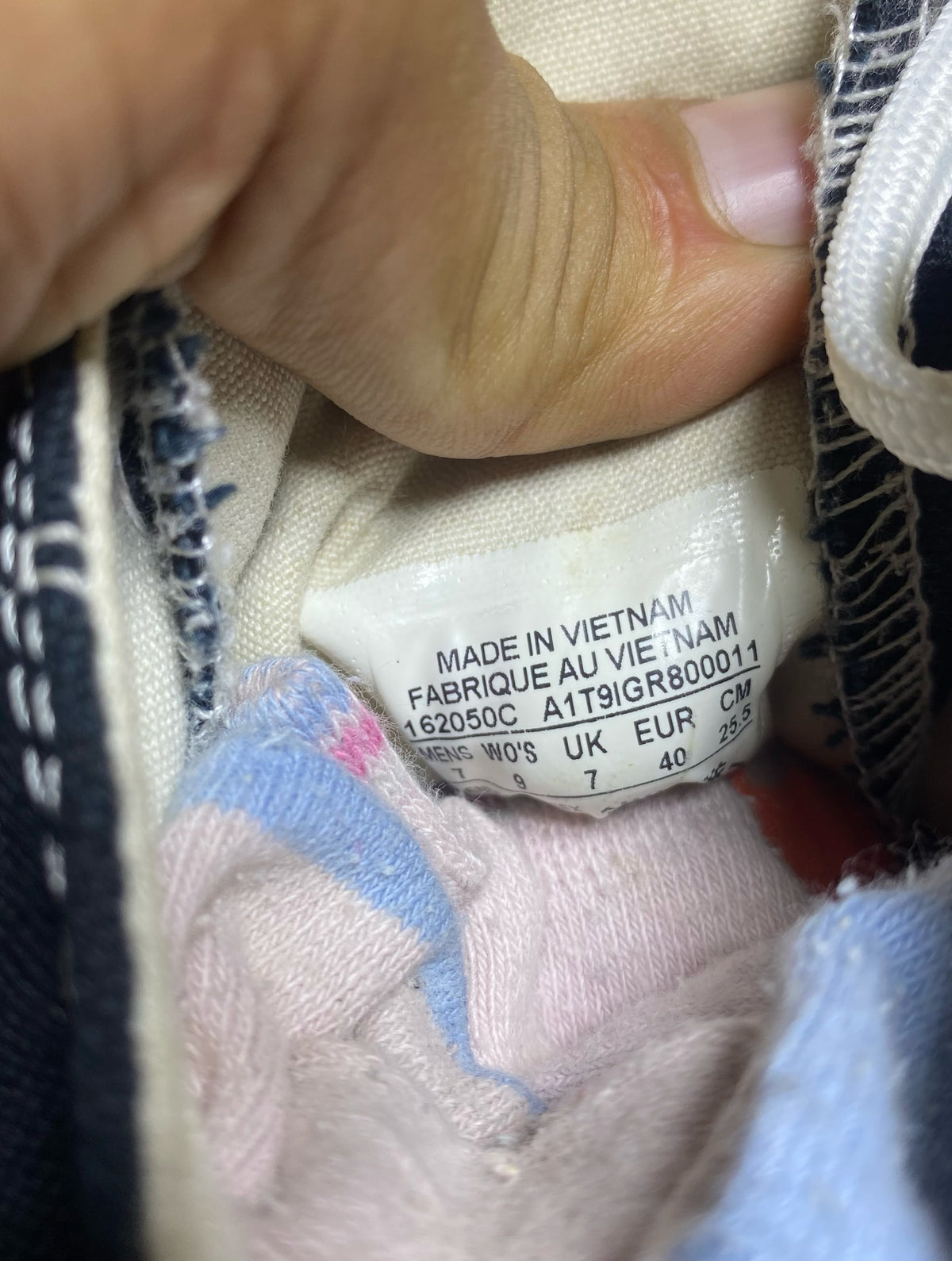 Converse ( Size 40 / 7 )