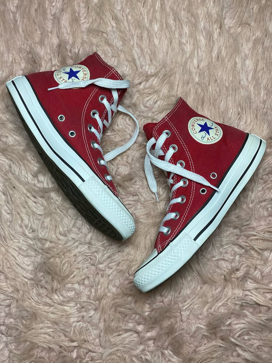 Converse ( Size 37 / 4.5 )