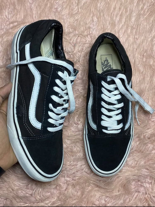 VANS ( Size 43 / 9 )