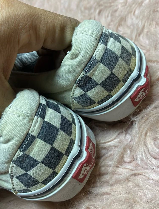 VANS ( Size 37 / 4.5 )