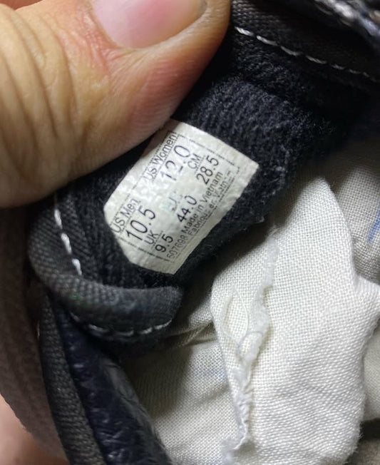 VANS ( Size 44 / 10 )