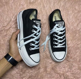 Converse ( Size 39 / 6 )