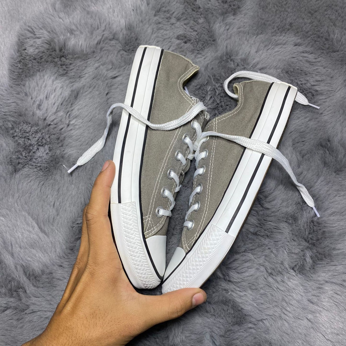 Converse ( Size 39 / 6 )