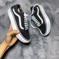 VANS ( Size 38.5 /  5.5 )