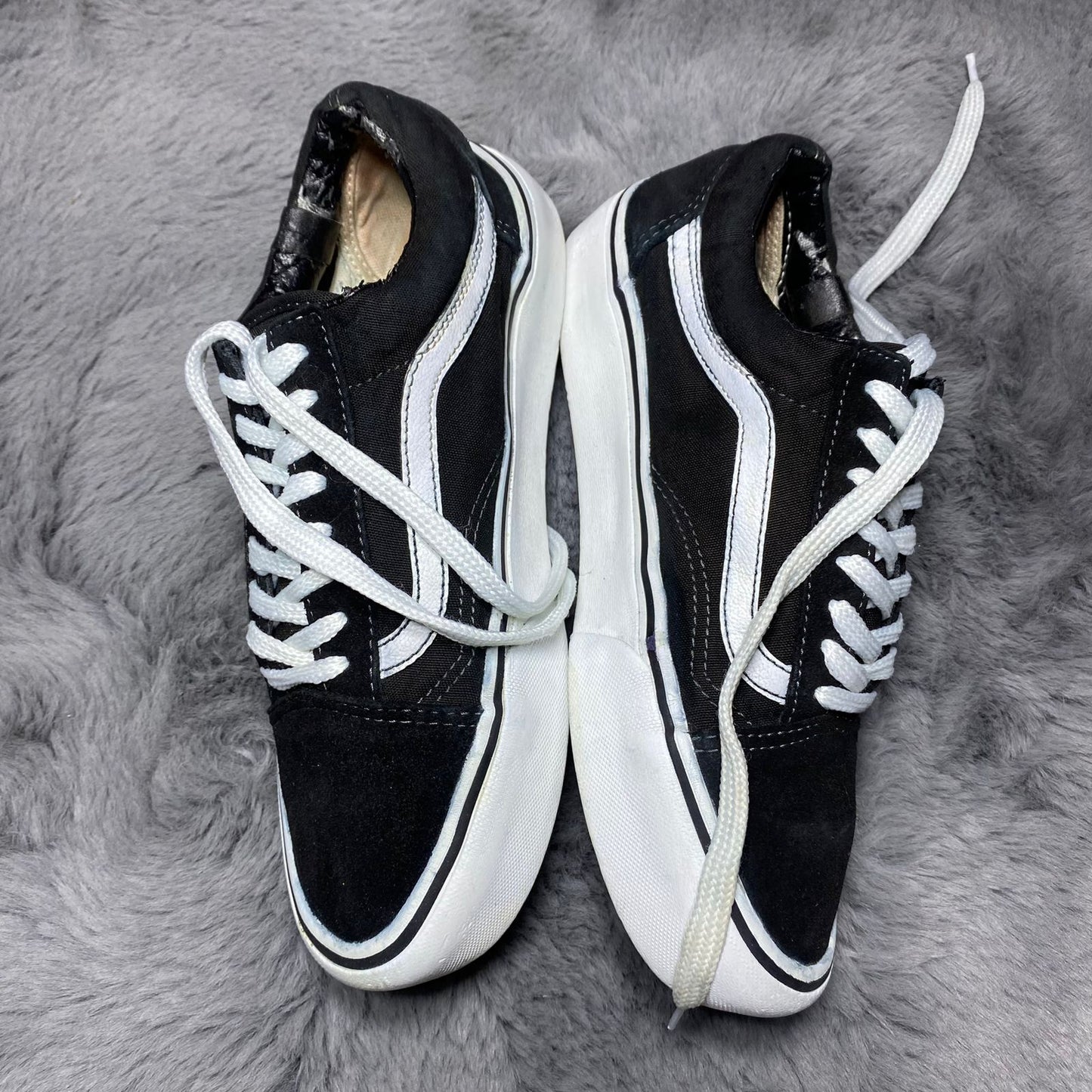 VANS ( Size 38.5 /  5.5 )