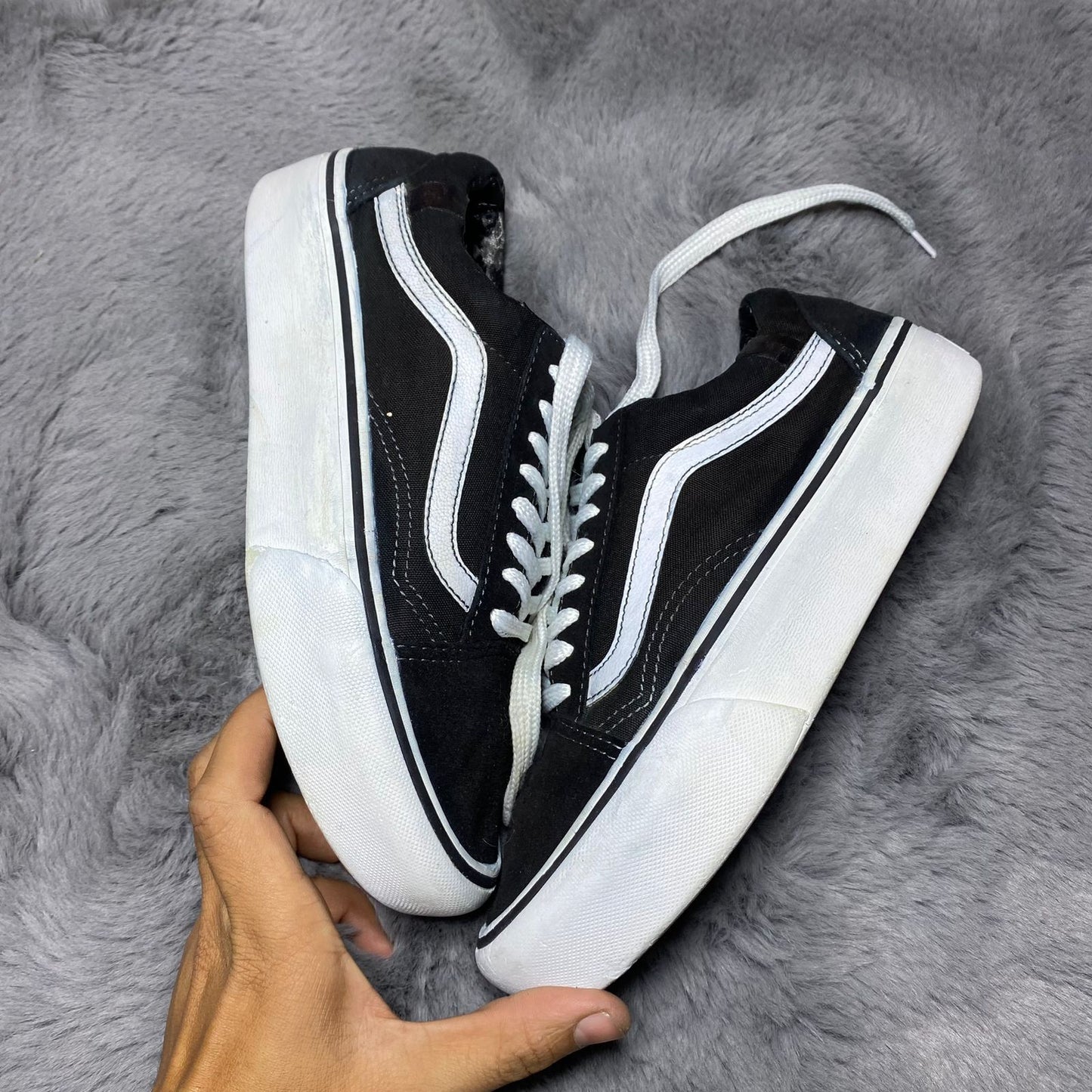 VANS ( Size 38.5 /  5.5 )