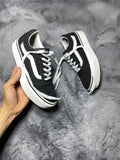 VANS ( Size 37 /  4.5 )