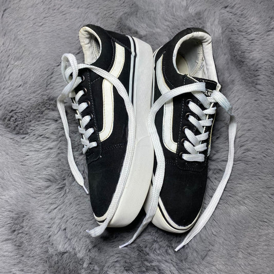 VANS ( Size 37 /  4.5 )