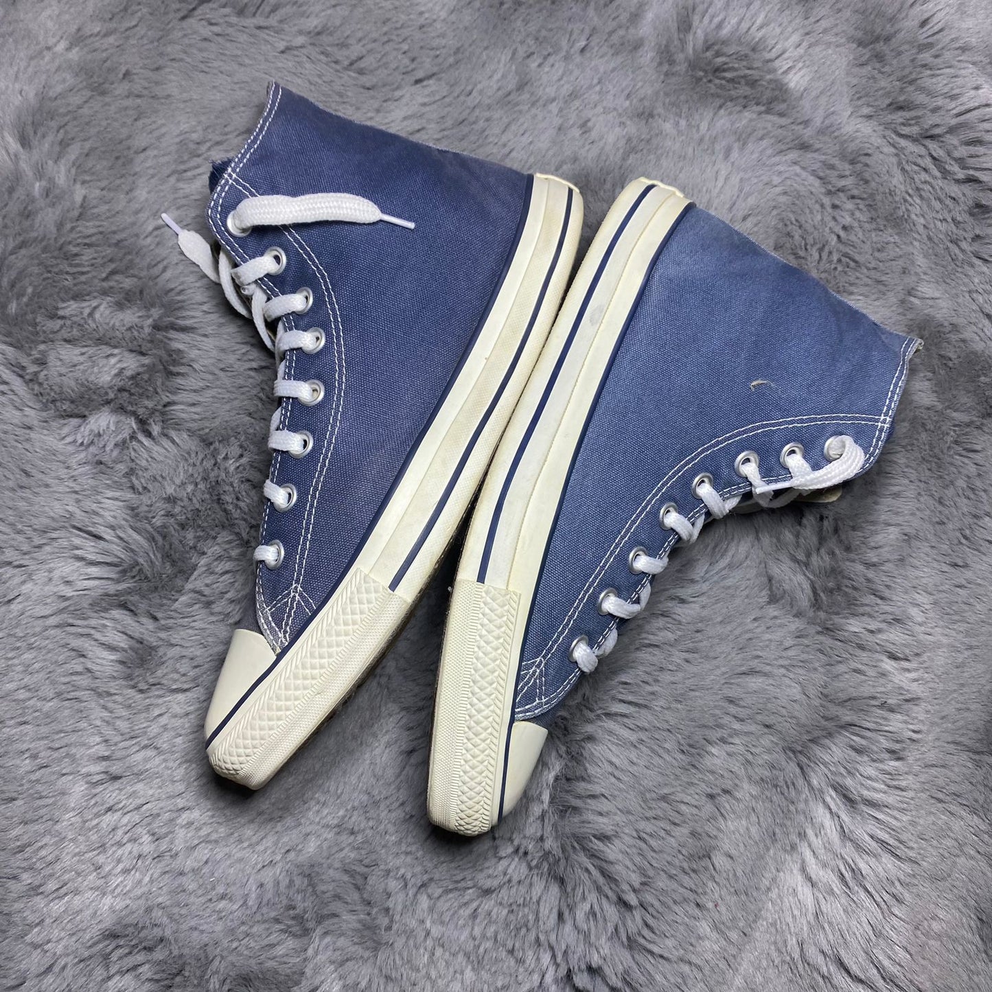 Converse ( Size 42.5 / 9 )