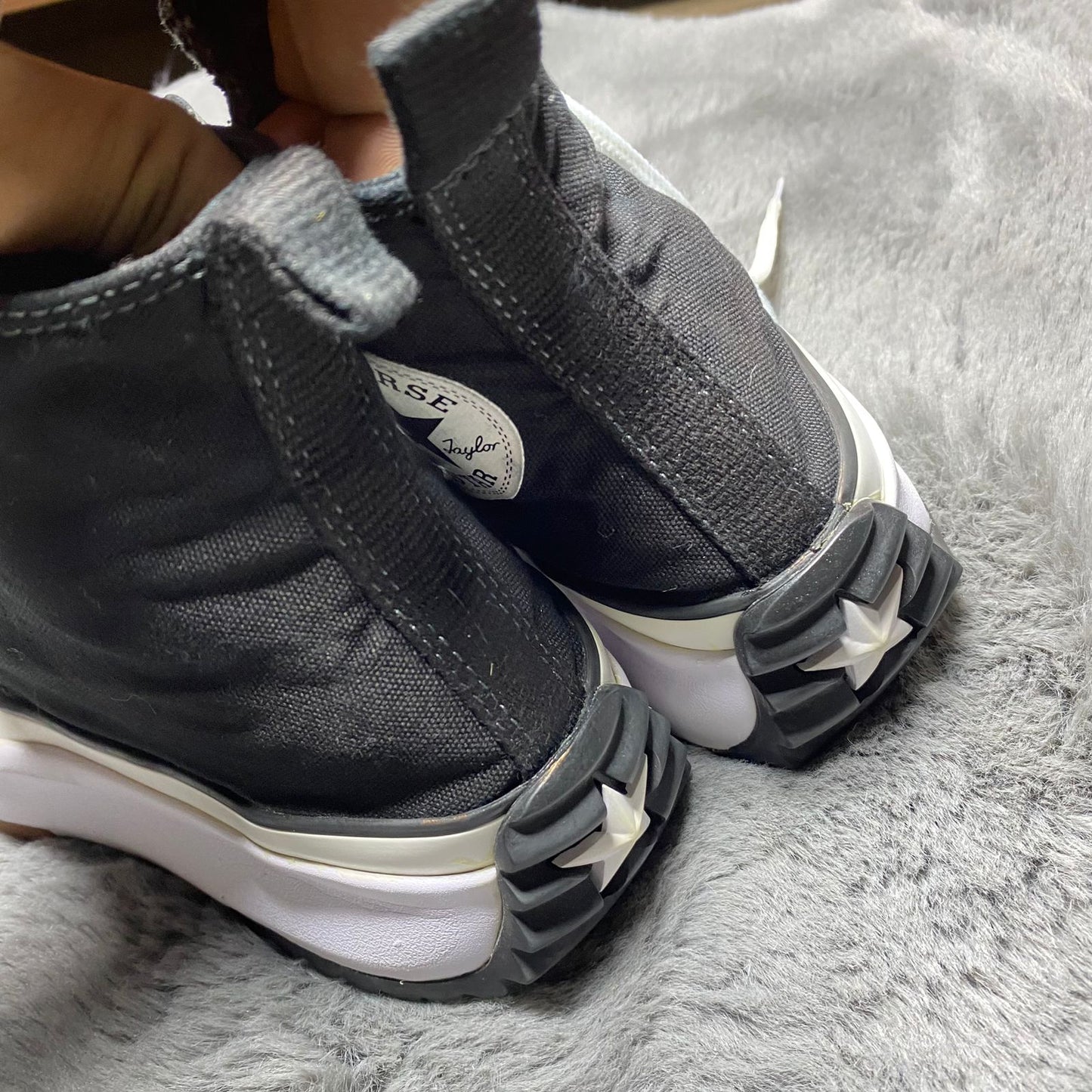 Converse ( Size 38 / 5.5 )