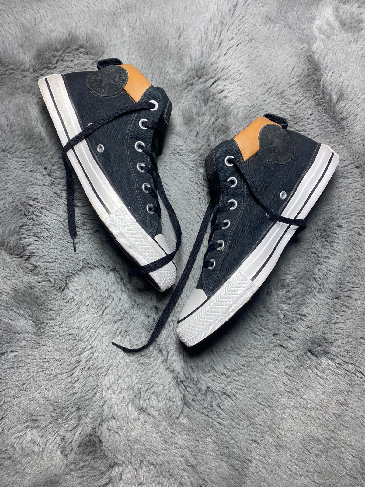 Converse ( Size 40 / 7 )
