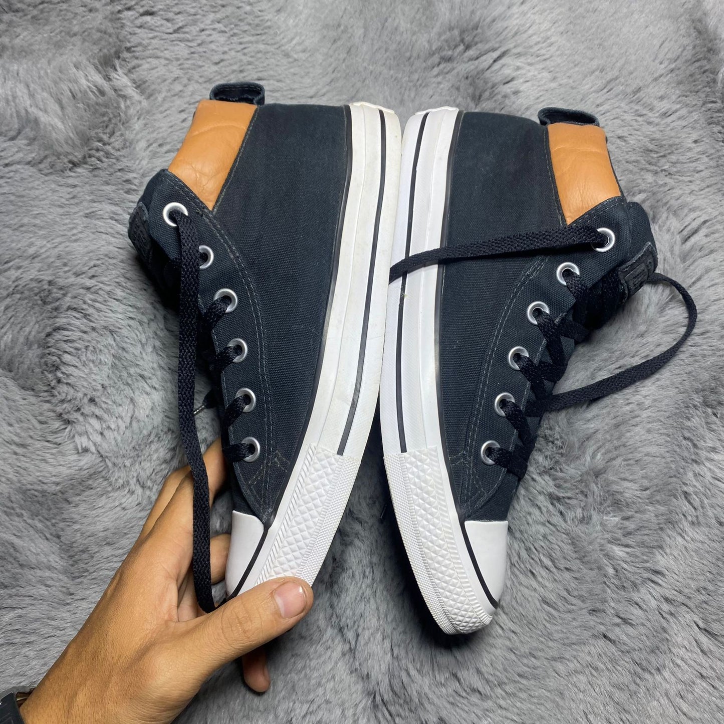 Converse ( Size 40 / 7 )
