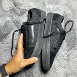 VANS ( Size 41 / 7.5 )