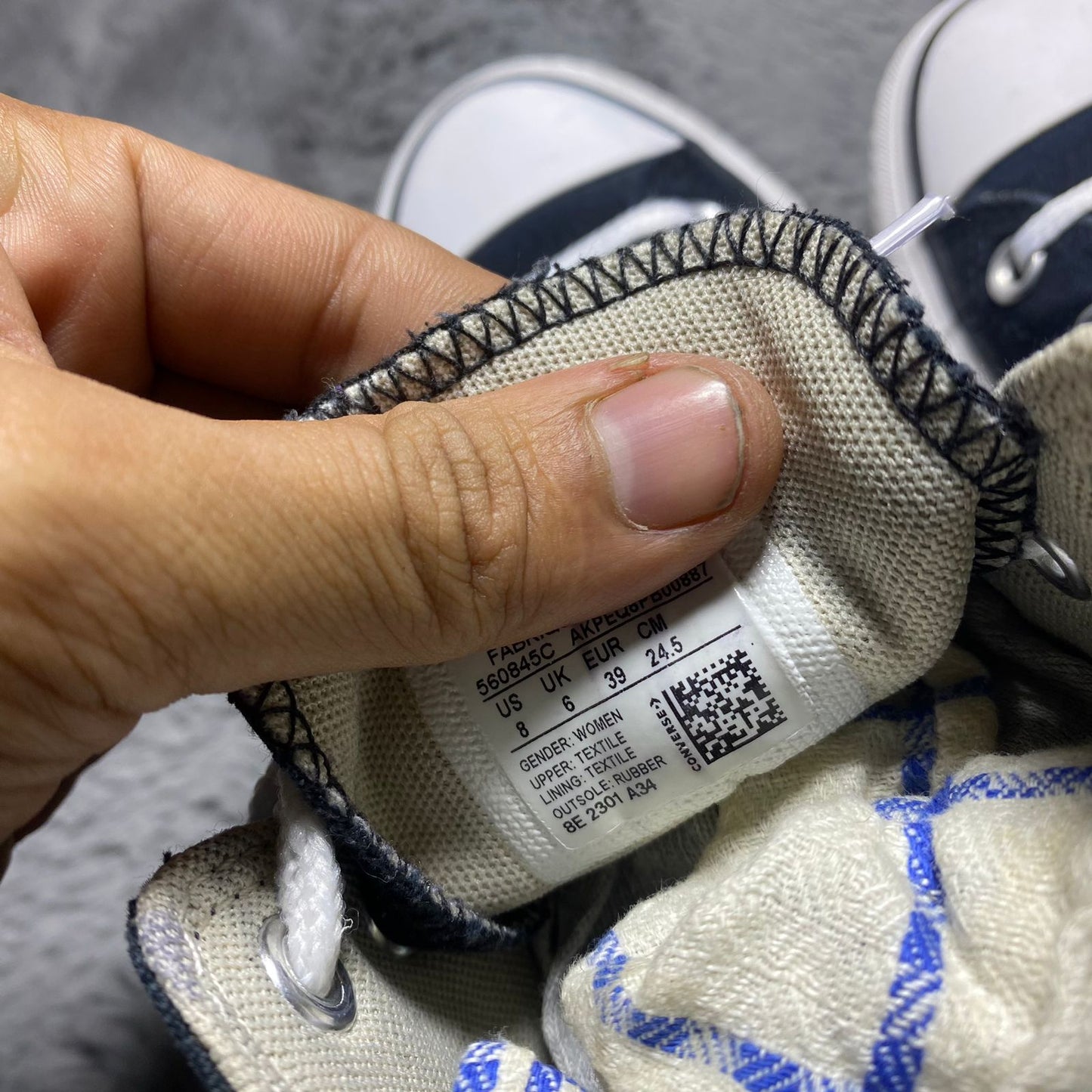Converse ( Size 39 / 6 )