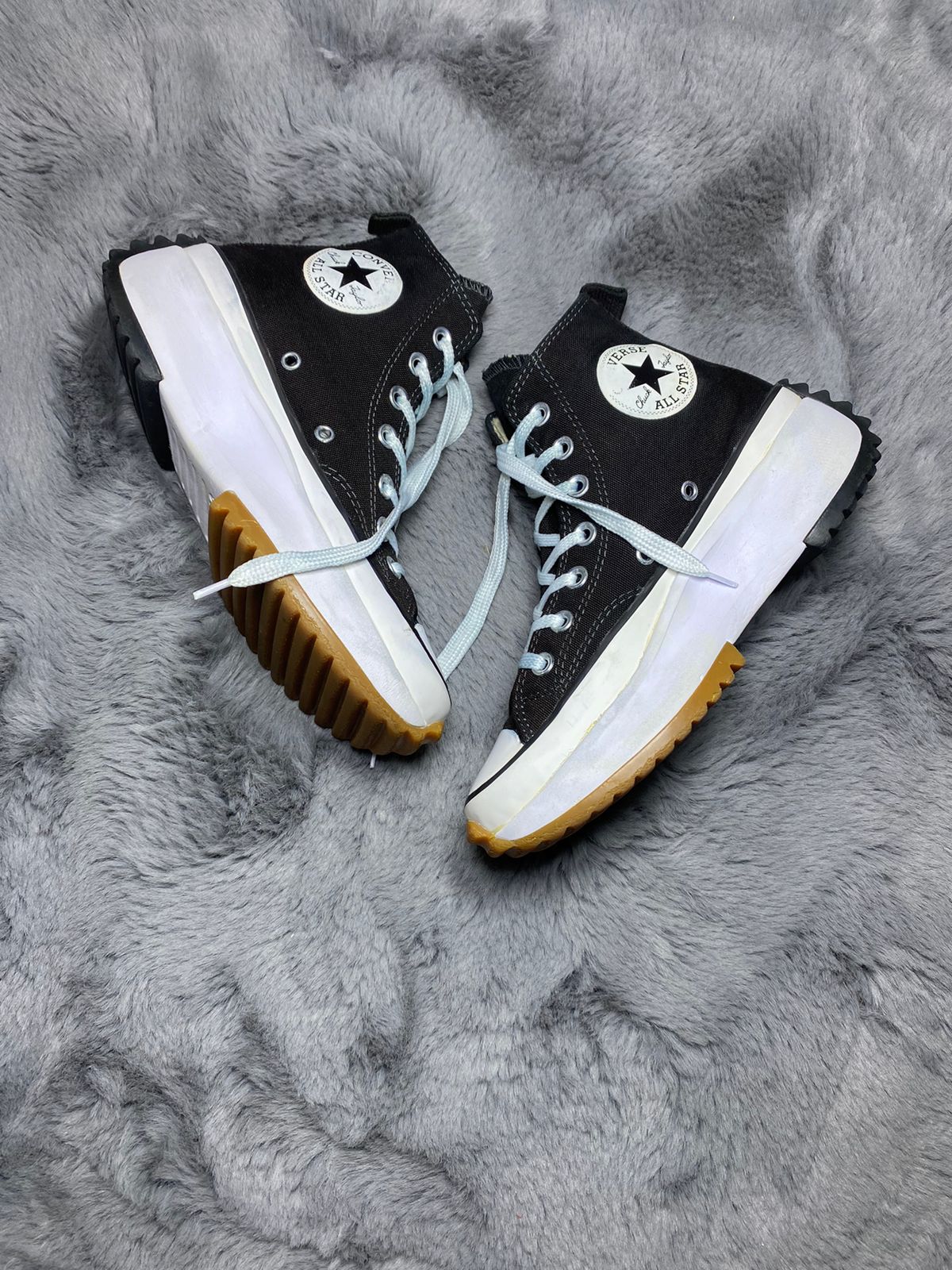 Converse ( Size 38 / 5.5 )