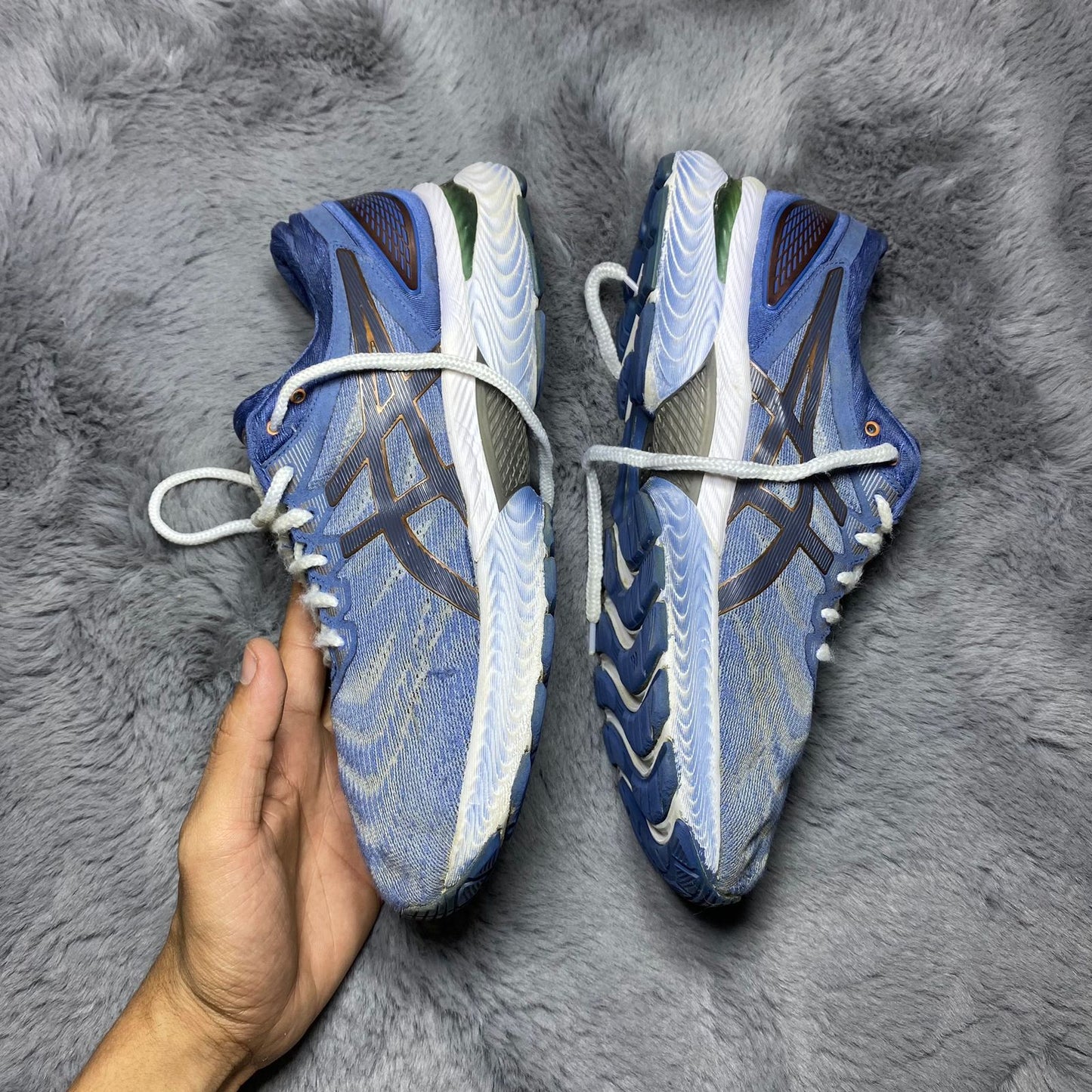 Asi-cs ( Size 42 / 8.5 )