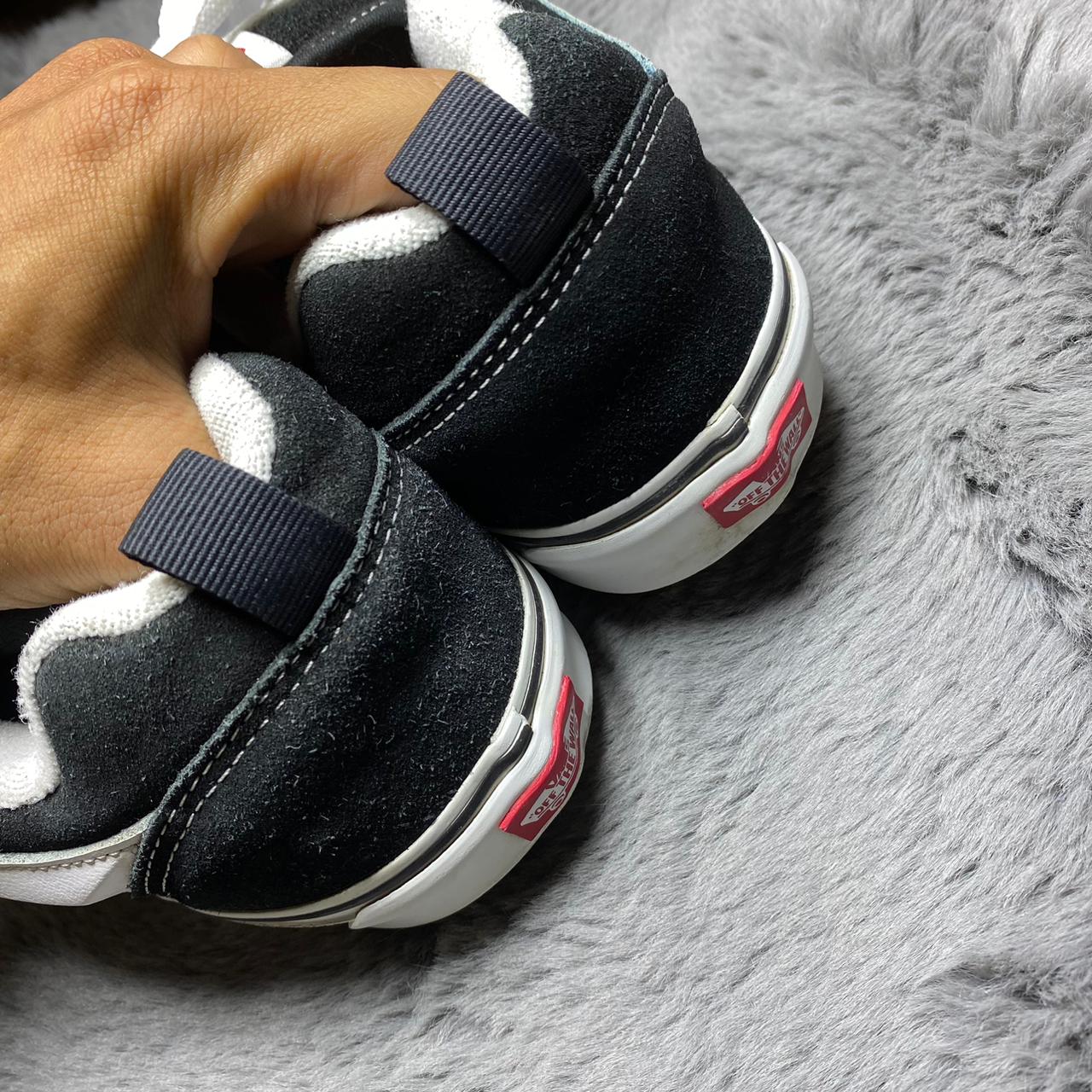 VANS ( Size 44.5 / 10.5 )