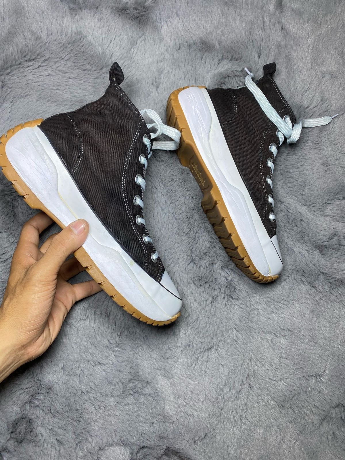 Converse ( Size 39 / 6 )