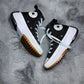 Converse ( Size 38 / 5.5 )