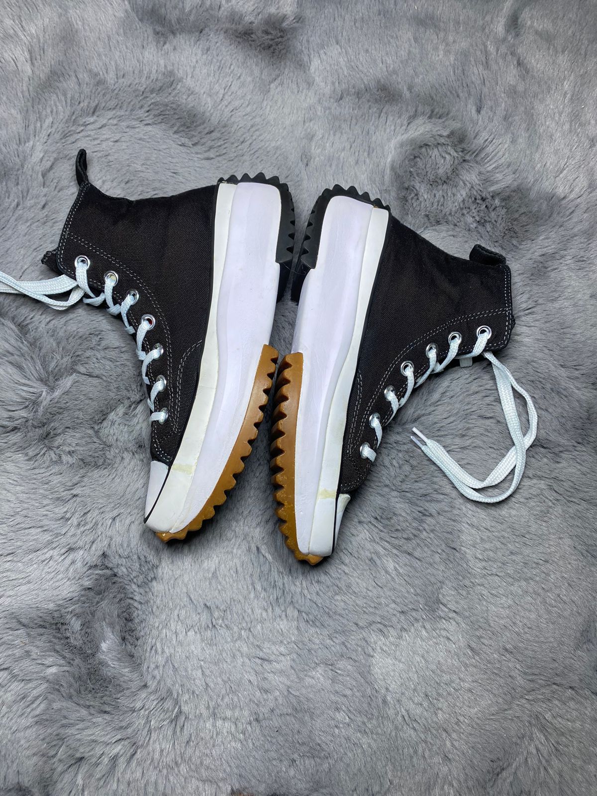 Converse ( Size 38 / 5.5 )