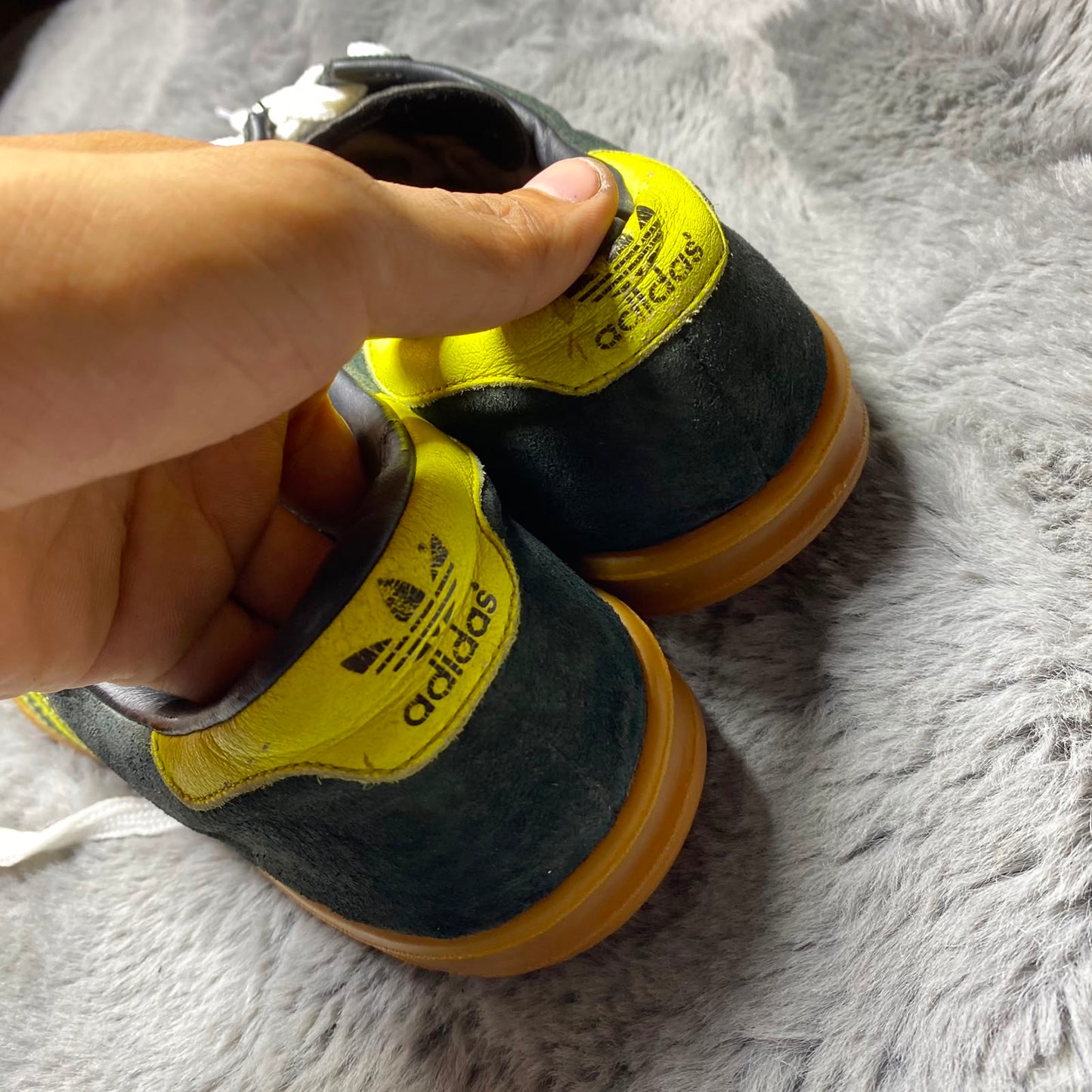 AD!DAS ( Size 44 / 10 )