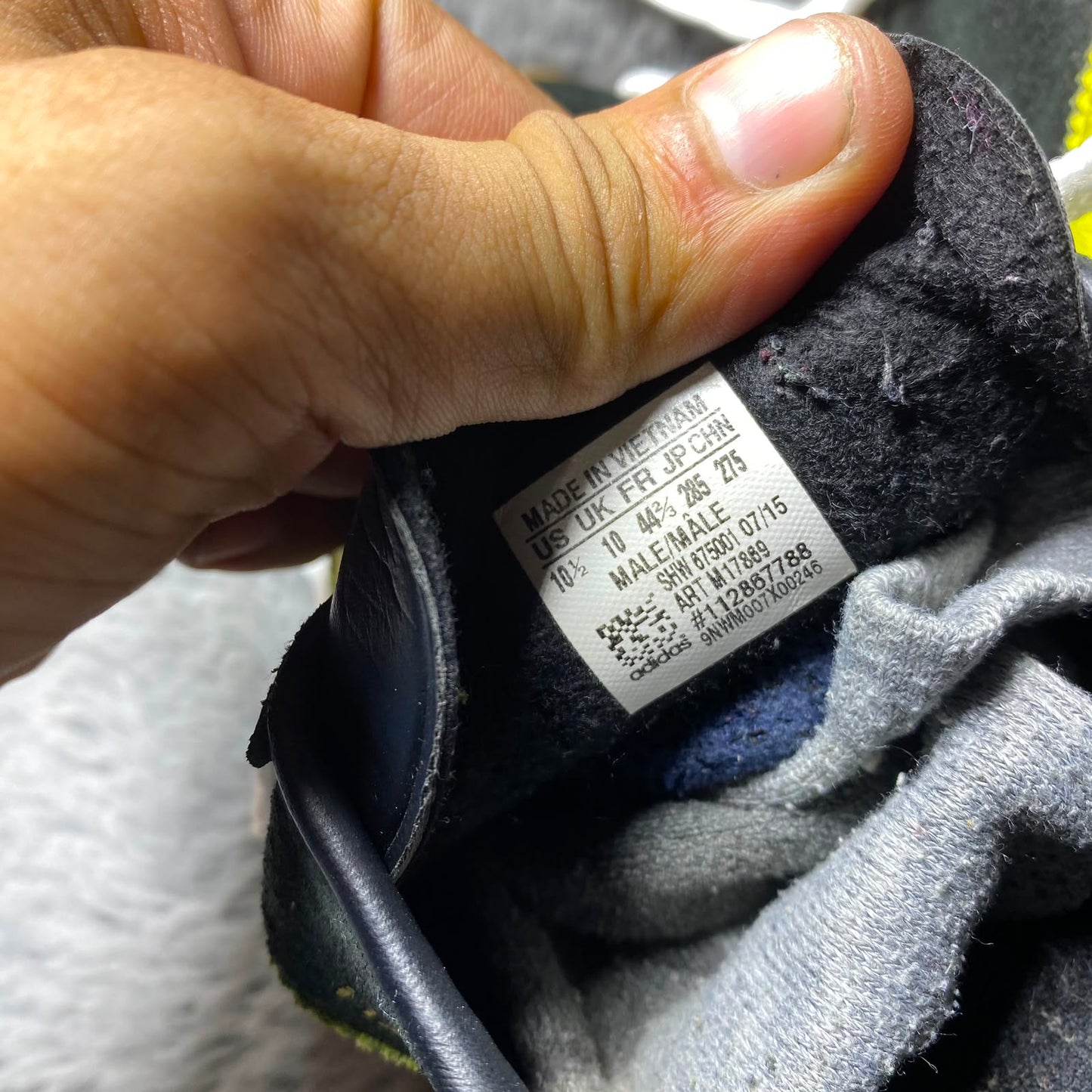 AD!DAS ( Size 44 / 10 )