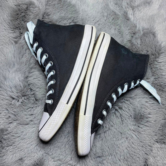 Converse ( Size 40 / 7 )