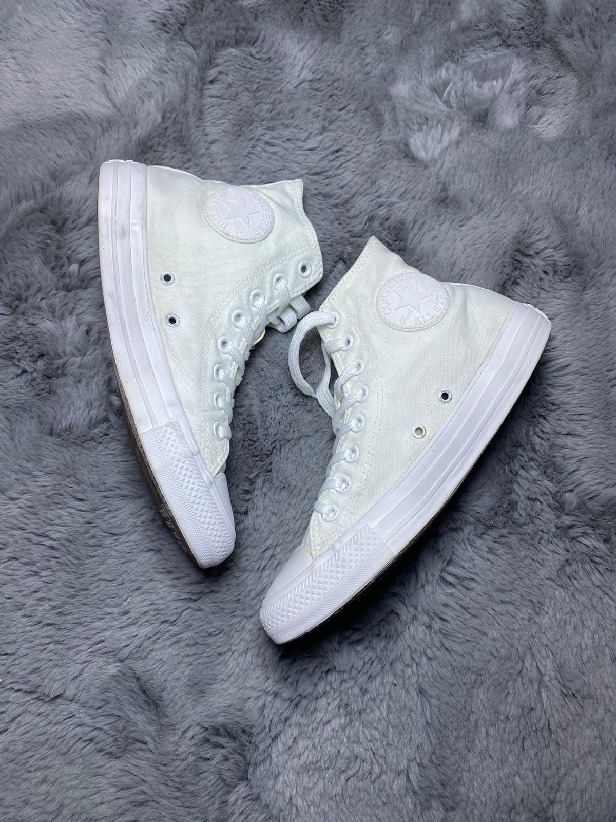 Converse ( Size 40 / 7 )