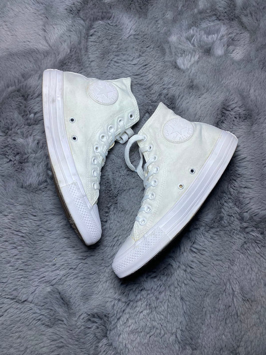 Converse ( Size 40 / 7 )