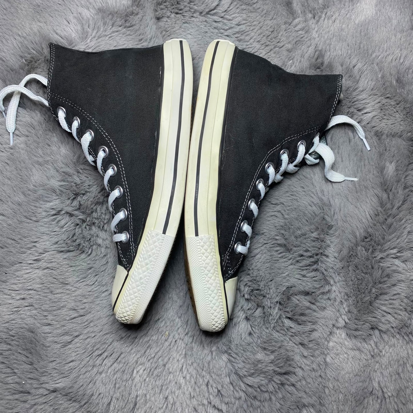 Converse ( Size 41.5 - 42 / 8 )