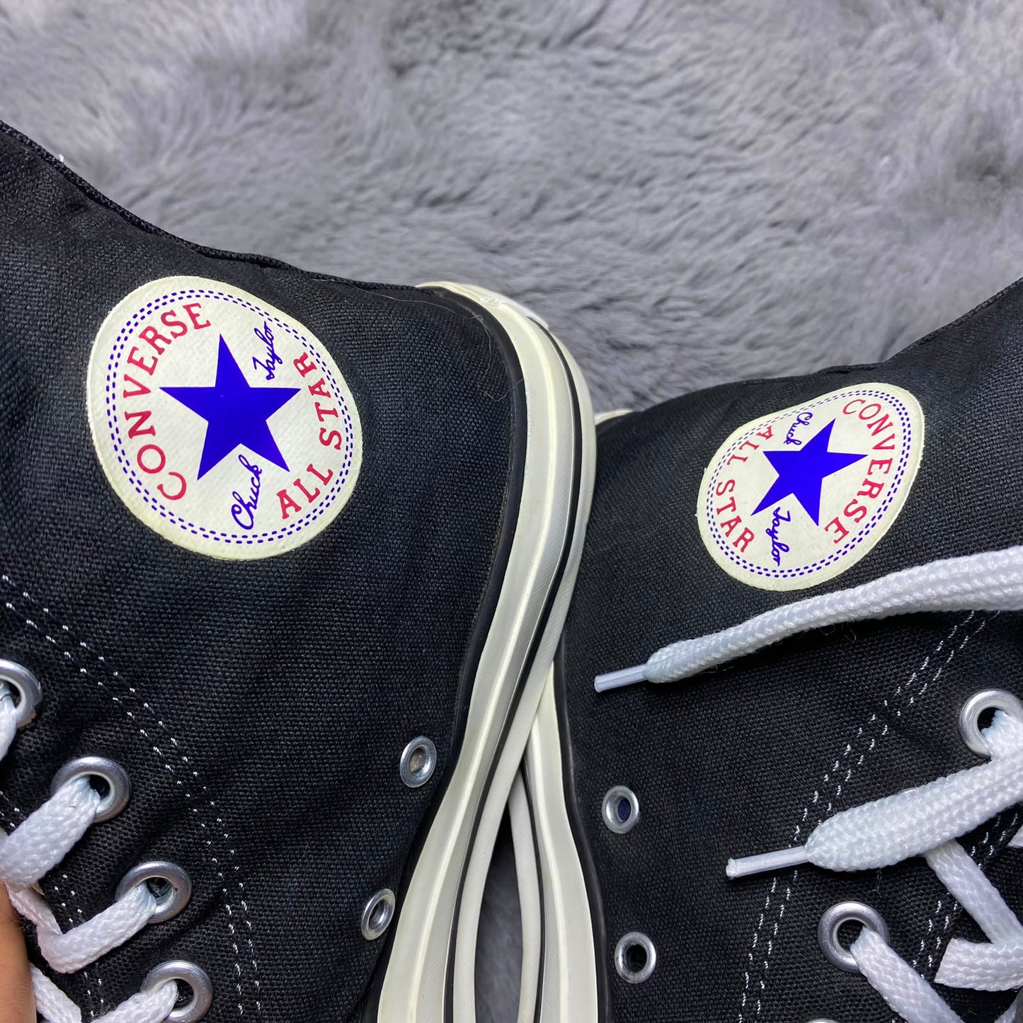 Converse ( Size 41.5 - 42 / 8 )