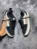 VANS ( Size 42 / 8 )