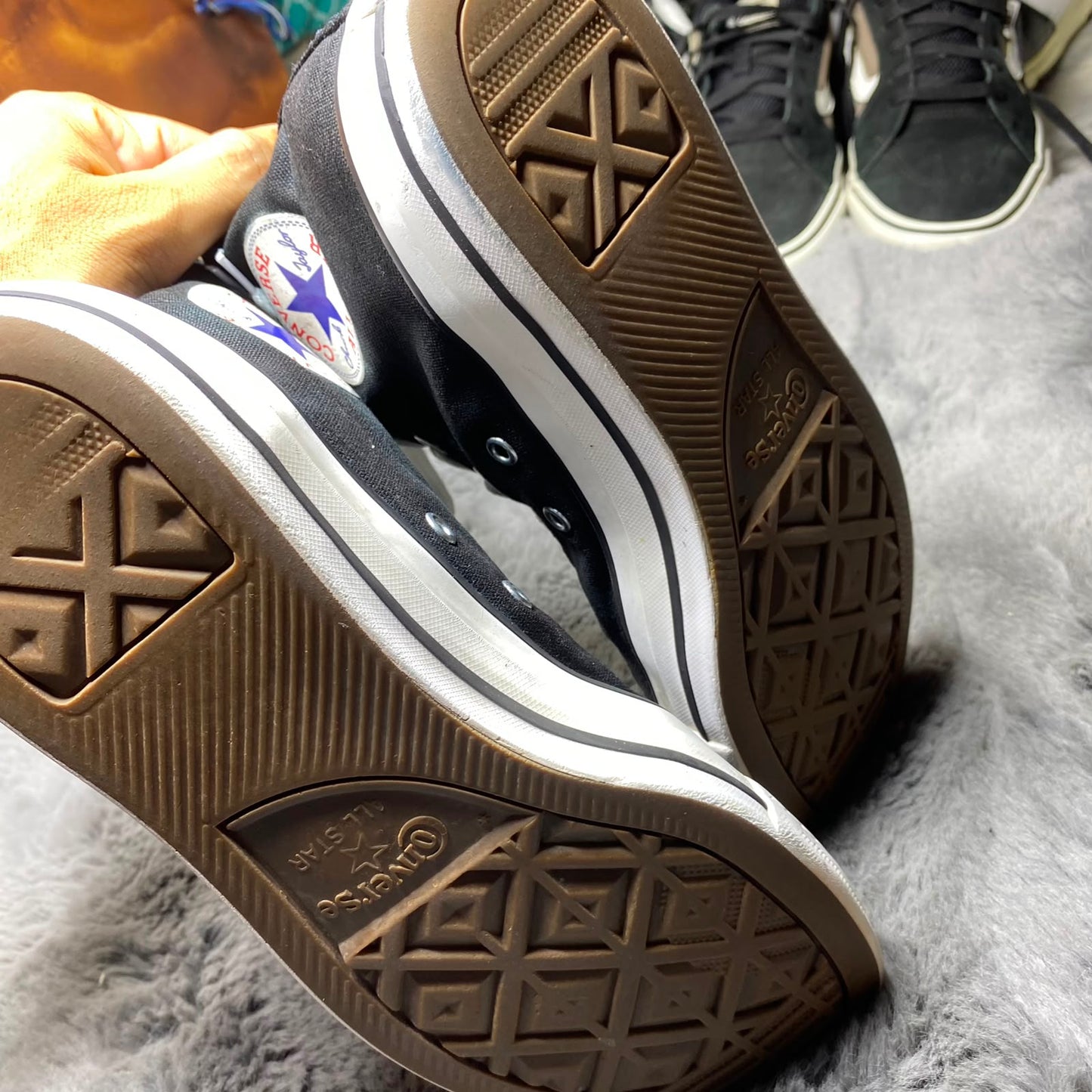 Converse ( Size 41 / 7.5 )