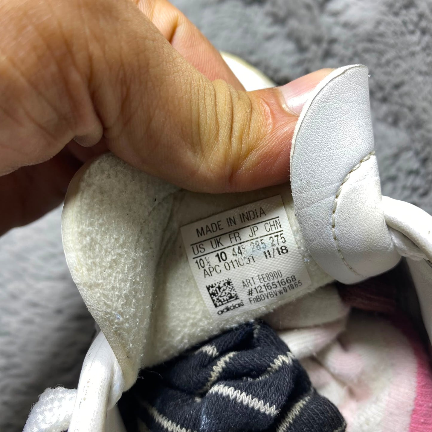 AD!DAS ( Size 44 / 10 )