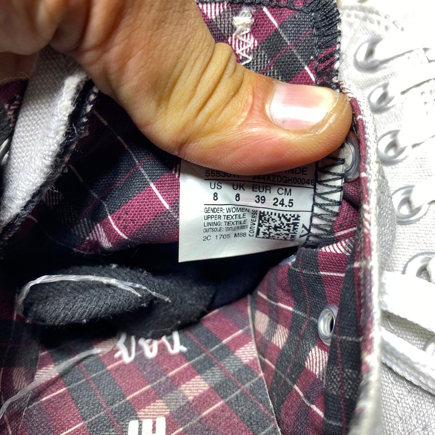 Converse ( Size 39 / 6 )